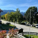 „bergzeit“ *