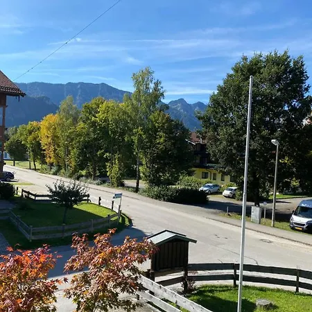 „bergzeit“ *