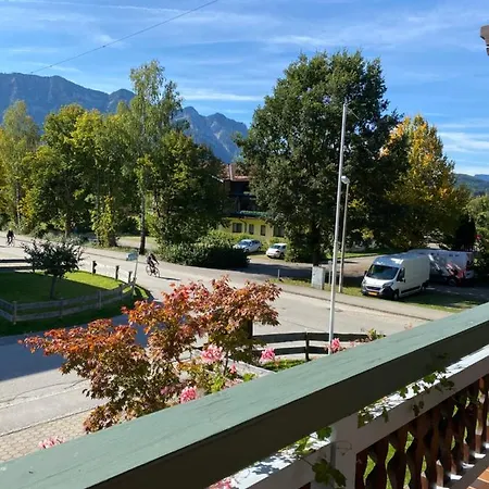 „bergzeit“ Apartment *